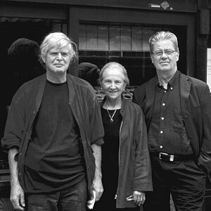 1995, von links: Nick Hausmann, Maria Gertsch, Franz Gertsch während ihrem Aufenthalt in Japan.